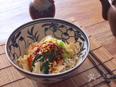-秦香陕西食府(华贸天地店)
