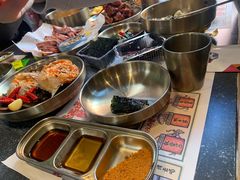 -草家酱蟹炭火烤肉店(珲春南路二店)