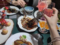 -忘忧草融合私房菜(红鼎国际店)