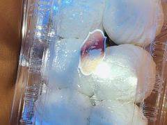 -白玉兰食品甜凤店(合生汇店)