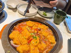 -云海肴·汽锅鸡·云南菜(天山百盛优客店)