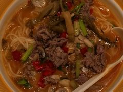 -粉小主·贵州酸汤牛肉粉(南京仙林金鹰店)