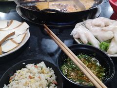 -铜元老码头鳝鱼火锅