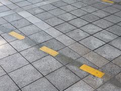 -全家便利店(署前路三店)