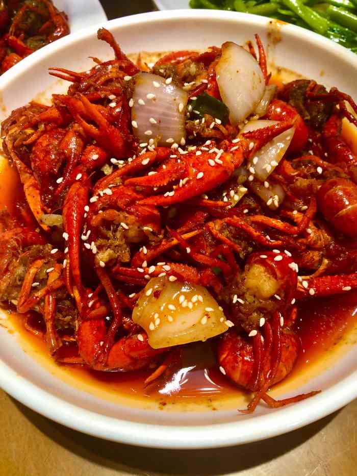 老谢龙虾(罍街店)-"整体来说挺好的今天是打算出去找点吃的,.