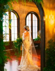 -雪中彩影婚纱摄影·微光艺术中心