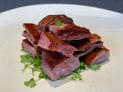 自制烟熏酱板鸭-三利音·东方司宴(外滩店)