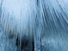 -大平台龙居瀑布旅游区