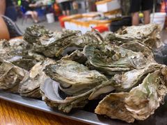 -蚝哥花姐湛江烤生蚝(美丽湾市场店)