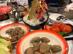 -鲜入围煮花胶鸡海鲜火锅