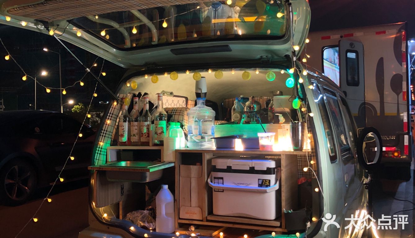 东海岸捕捉到新晋拍照打卡胜地｜网红奶茶车