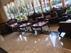 -深圳君逸国际酒店(龙岗横岗塘坑地铁站店)