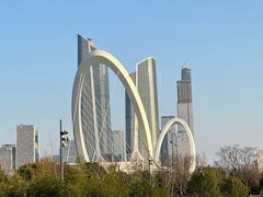 -南京眼步行桥
