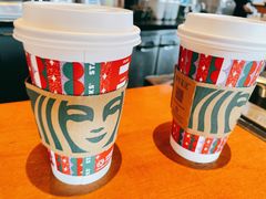 -星巴克(西安曲江银泰店)