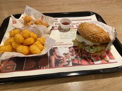 -The Habit Burger Grill 哈比特汉堡(复兴soho店)