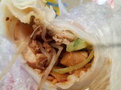 -老王芙蓉蛋卷饼(万达店)
