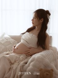 点击看大图 -专注孕妇照亲子照·纪田摄影