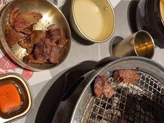 -草家酱蟹炭火烤肉店(珲春南路一店)