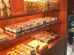 面包甜点陈列柜-丁香西饼屋(桂林路店)