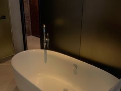 -广州天河希尔顿酒店