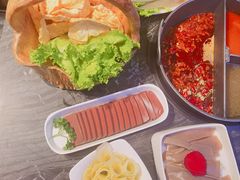 -热火朝天鲜切牛肉火锅(南强街巷店)