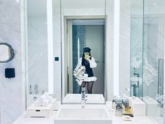 -上海漕河泾万丽酒店
