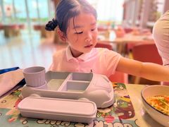 -水桶王国主题餐厅·聚会·生日派对·亲子活动·家庭套餐(亚龙湾希尔顿店)