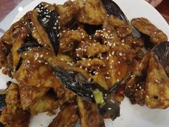 焦糖茄子牛肉粒-桃子餐厅·天津菜(红星路直营店)