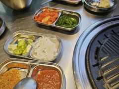-哈哈碳都·牛肋条无限自助烤肉(台江万达店)