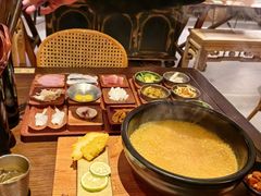 -银米·云南传统过桥米线(双廊黑金冠店)