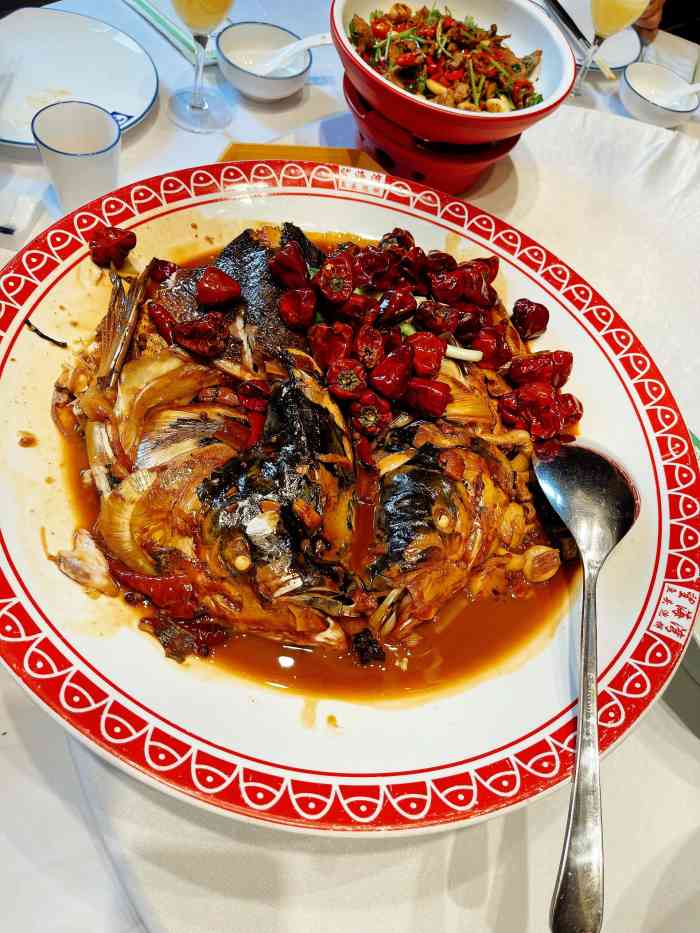 望海湾鱼头泡饼(空港店)-"昨天和我的发小一起相聚鱼头泡饼,空港店,.