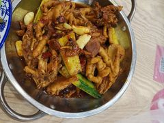 -江城燕子大排档(江汉路步行街店)