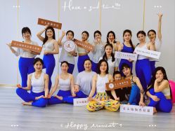 -亚太瑜伽普拉提学院