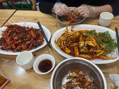 -百味手拨龙虾馆(愚园路店)