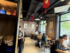 -小三峡食府(西五路店)