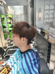 -Devilhands Barbershop男士理容店