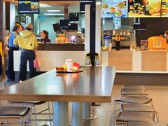 -麦当劳(哈西万达店)