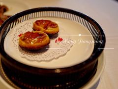 一口鲍鱼酥-三号黄浦会Canton Table