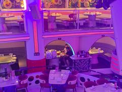 -巴特餐饮6加1音乐餐吧·新疆菜