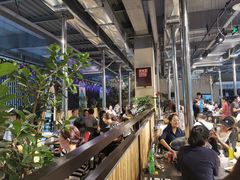 大堂-胡四哥特色火盆烧烤(总店)