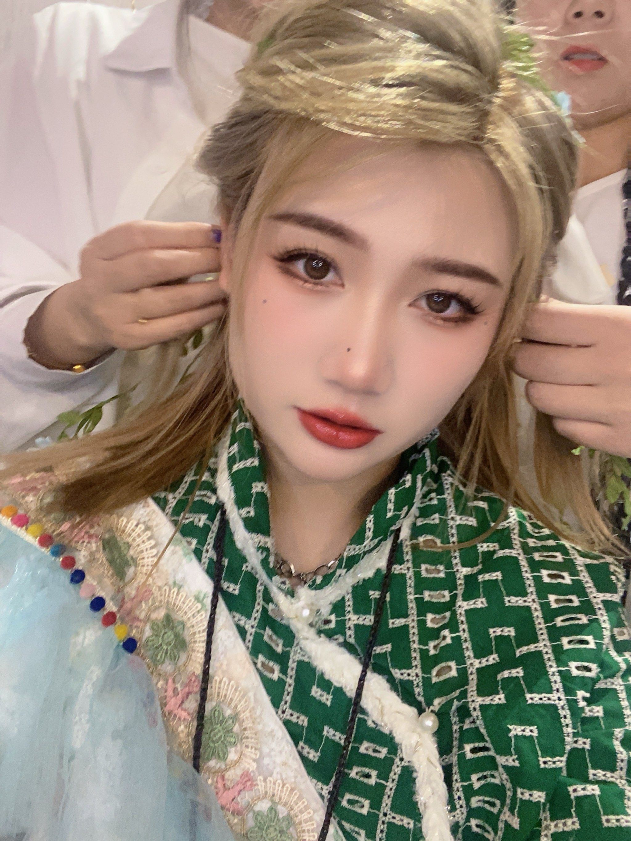 美团上选择了评分高的一家到店里之后这个装修风格真的爱了古色古香