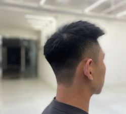 -Hello Lady发型设计