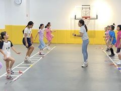 -逗你运动体能训练中心(冠城店)