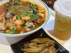 -何记花甲(海岸城旗舰店)