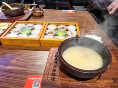 -良米山·云南野生菌过桥米线(上海首店)