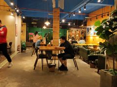 大堂-无届青年餐馆(熙街店)