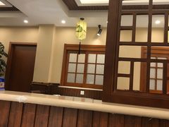 大堂-华盛园卷子王农家菜水库鱼