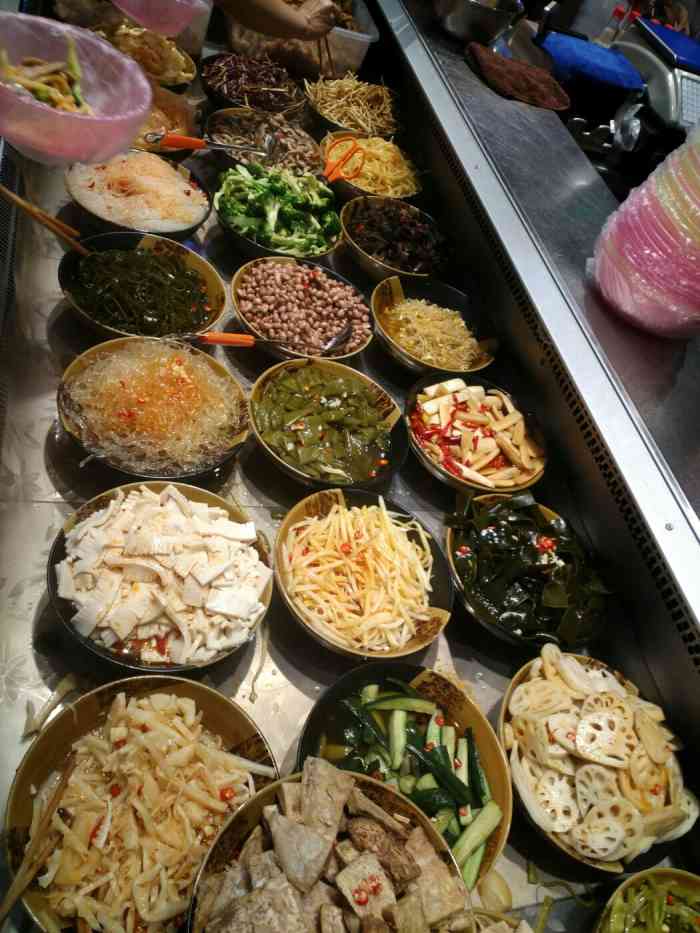 拌食光宜州味凉拌菜-"位置在地铁h口不远,地铁商业街,很火爆的.