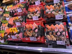 -胖东来生活广场(健康路店)