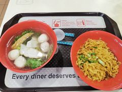 -纽顿熟食中心